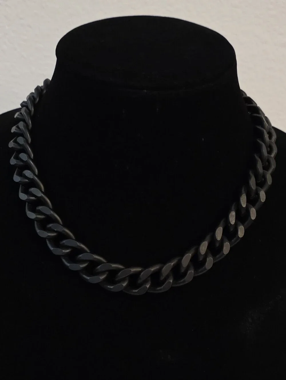 Black stainless steel, 1cm Thick Heavy & chunky chain necklace, Unique, 17